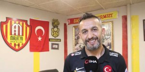 Avrupa şampiyonu kaleciden teknik direktörüne övgü