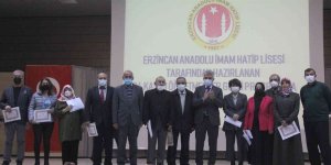 Emekli öğretmenler veda ederken yeni öğretmenler yemin etti