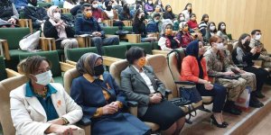 FÜ'de 'Kadına Yönelik Şiddetle Mücadele' konuşuldu