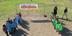 Muşlu çocuklar 'Köyvivor' parkuru ile eğleniyor