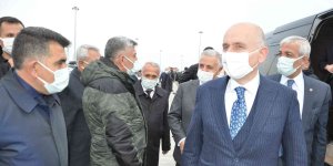Bakan Karaismailoğlu Kars Lojistik Merkezi'nde