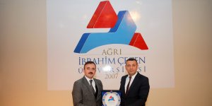 AİÇÜ'de kadına karşı şiddetle mücadele günü konferansı