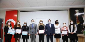 Tunceli'de eTwinning Ulusal ve Avrupa Kalite Etiketi ödülleri dağıtıldı