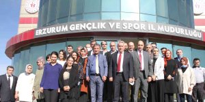 Taşkesenligil personelle vedalaştı