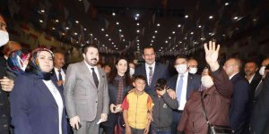 AK Parti'li Yavuz: 'İdam sehpasına gitmeyi göze alan bir liderimiz var'