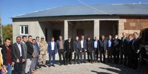 Malazgirt Kaymakamı Demirer köy ziyaretlerini sürdürüyor