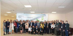 "Uluslararası Pomza ve Perlit Sempozyumu" 2. gün programı başladı