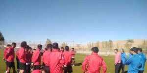 Elazığspor'da 3 futbolcu sarı kart sınırında