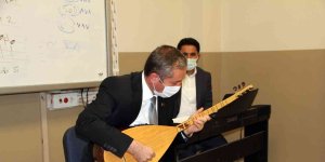 Ağrı Milli Eğitim Müdürü Kökrek, enstrüman kurslarını ziyaret etti