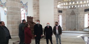 Malatya Valisi Baruş, Yeni Cami'de incelemelerde bulundu