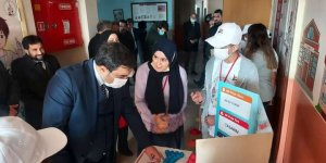 Diyadin'de 4006 TÜBİTAK Bilim Fuarı