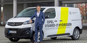 Opel'in yeni nesil ticari aracı Vivaro-e HYDROGEN, ilk filo müşterisiyle buluşuyor