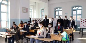 Kaymakam Çelik okulları denetlendi