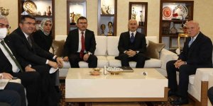 Ulaştırma ve Altyapı Bakanı Karaismailoğlu'ndan Büyükşehir'e ziyaret