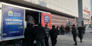 Tatvan Belediyesi ücretsiz çorba dağıtımı yaptı