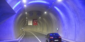 Türkiye'yi Kafkaslar'a bağlayan Pirinkayalar Tünel'i açıldı