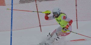 Fıs Anatolian Kupasında 2 altın,2 gümüş 1 bronz madalya