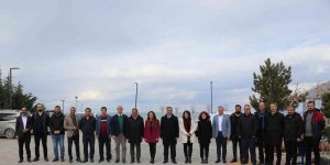 VAOB heyeti basınla bir araya geldi