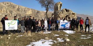 Bitlis'te tarihi yapılar tahrip ediliyor