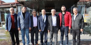 Güder, veteriner hekimlerin sorunları dinledi