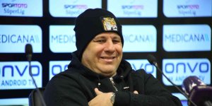 Maruis Sumudica: "Bu takımı kim oluşturduysa sorumluluğu da onun alması gerekiyor"