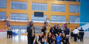 Büyükşehir Belediyesi Kadın Voleybol Takımı 5. haftayı da kayıpsız kapattı