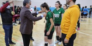 Okullar Arası Voleybol İl Şampiyonası sona erdi