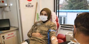 Jandarmadan kan bağışı