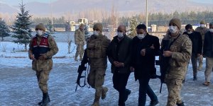 Ağrı merkezli 3 ildeki dolandırıcılık operasyonunda 12 zanlı tutuklandı