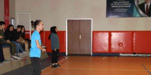 Genç tenisçiler Doğu Ligi'ne hazırlanıyor