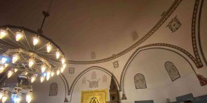 Tarihi camide sabah namazı buluşması