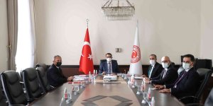 AK Parti Van Milletvekili Abdulahat Arvas: "Van'ın var olan problemlerinin kaynağı da çözümü de enerjidir"