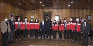 Curling milli takımı sporcuları Atatürk Üniversitesinde