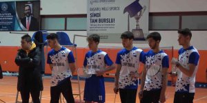 Okullar arası badminton il birinciliği müsabakaları başladı