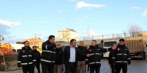 Büyükşehir Belediyesi Genel Sekreteri Çelikel karla mücadele ekiplerini ziyaret etti