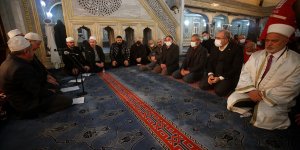 Elazığ depreminde hayatını kaybedenler için mevlit okutuldu