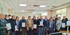 Muş'ta mesleki yeterlilik sınavını geçen 100 personele sertifika verildi