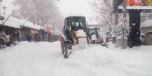 Pütürge'de karla mücadele sürüyor