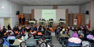 Erzincan'da İmam Hatip Ortaokulları arasında bilgi yarışması düzenlendi