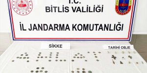 Bitlis'te 61 sikke ile 12 tarihi obje ele geçirildi
