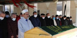 Elazığspor'un kurucularından İhsan Uğur son yolculuğuna uğurlandı