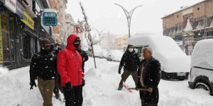 Hakkari'de okullar tatil edildi