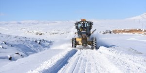Erzurum, Iğdır ve Erzincan'da 241 yerleşim yerinin yolu kardan kapandı