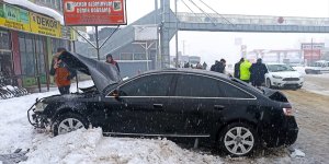 Ağrı'da iki trafik kazasında 8 kişi yaralandı
