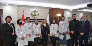 MTÜ'lü genç şefler, İstanbul'dan 6 madalya ile döndü