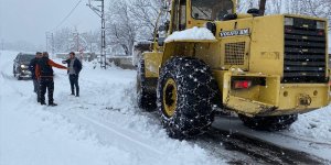 Tatvan'da karla mücadele çalışması başlatıldı