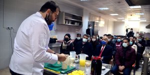 Muş Alparslan Üniversitesi'nde aşçılık programında eğitime başlandı