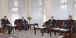 MHP İl Başkanı Karataş ve DAP İdaresi Başkanı Demirdöğen'den Rektör Çomaklı'ya ziyaret