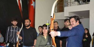 Vali Yardımcısı Kasımoğlu kursiyerleri ziyaret etti