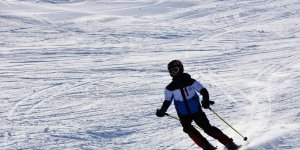 Bitlis'te Alp Disiplini İl Birinciliği Kayak Yarışları yapıldı